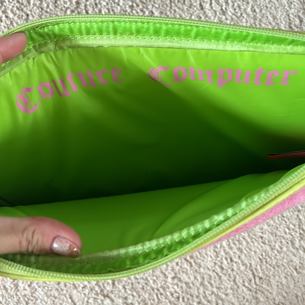 Vintage Y2K Juicy Couture laptop case - Picture 7 of 12
